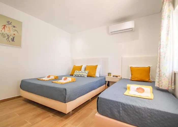 Lily By Algarve Vacation Apartment Albufeira